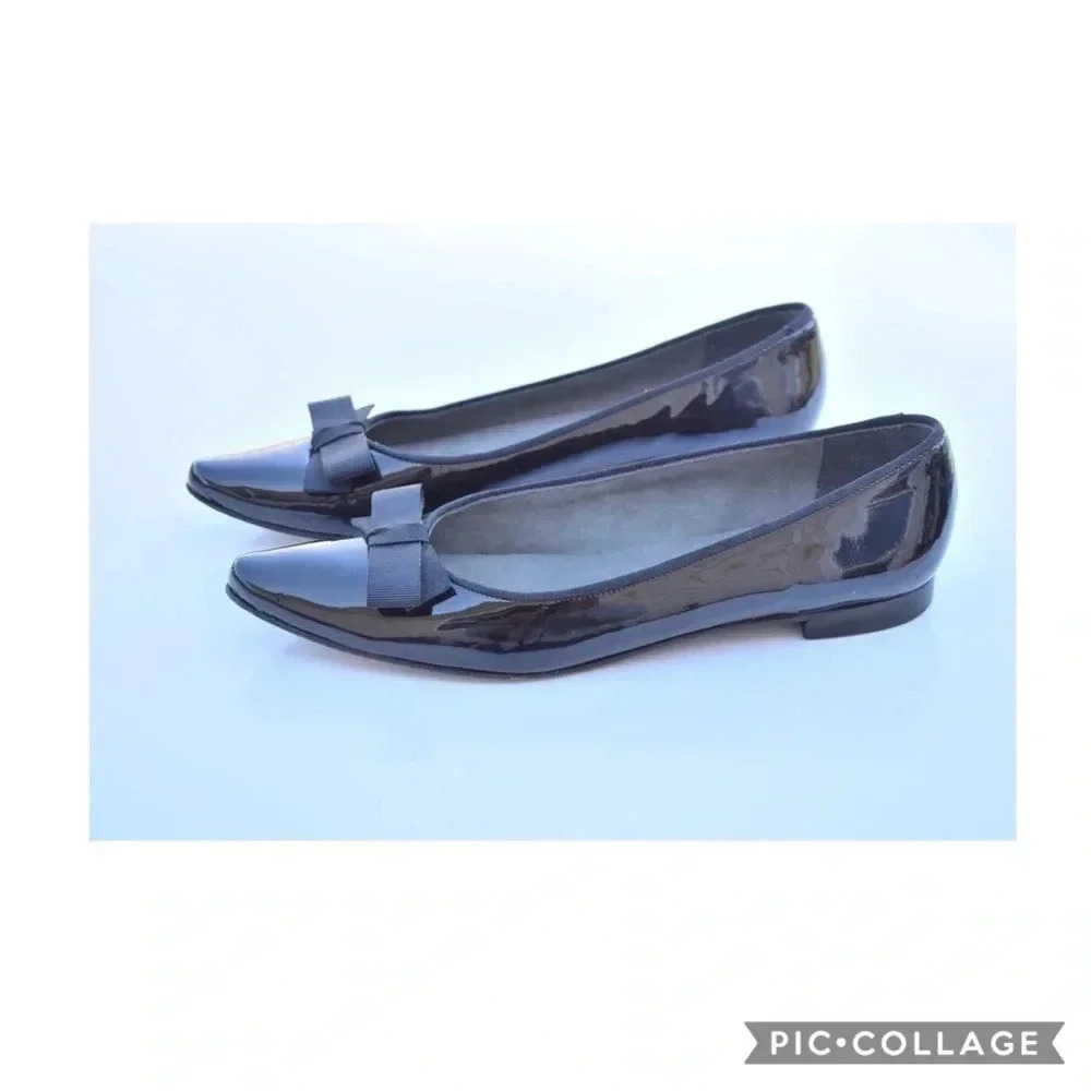 Stuart Weitzman flats